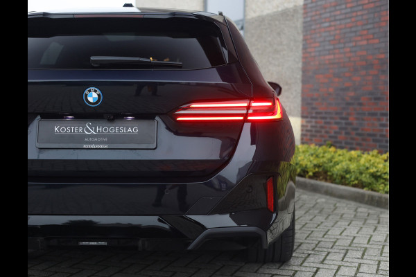 BMW 5 Serie Touring 530e *M-Sport Pro*Pano*HUD*H/K*Trekhaak*