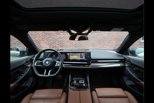 BMW 5 Serie Touring 530e xDrive *M-Sport Pro*HUD*Trekhaak*B&W*