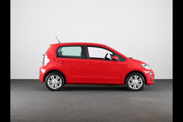 Volkswagen up! 1.0 BMT high up! 60 pk | Navigatie via App | Autom. airco | Parkeersensoren achter | Stoelverwarming |