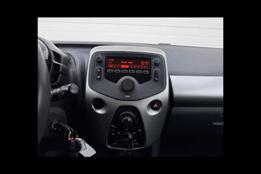 Peugeot 108 1.0 e-VTi Active TOP! Cabrio / NAP / Airco / LED