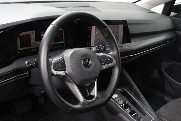 Volkswagen Golf 1.5 eTSI DSG Style | Panoramadak | Navigatie | Adaptive Cruise Control | Adaptive Cruise Control | Stoel/Stuurverwarming | Lane/Side Assist |