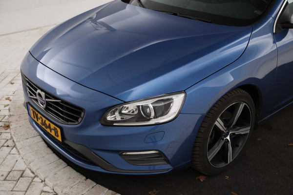 Volvo V60 2.0 T4 R-Design 190Pk Automaat, Navigatie, Trekhaak, Climate,