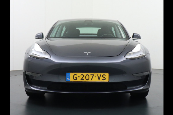 Tesla Model 3 Long Range 75kWh 463PK 19"lm Premium Audio 4wd  AutoPilot Panoramadak Camera's Leder Adaptive-CruiseControl-Stop&Go Pdc Ecc Dual Stoel en achterbank verwarming Keyless Electr.Stoelen+Memory+Easy-Entry WiFi Origineel Nederlandse auto Grootste accu, Tot 16,5kwh thuis laden.