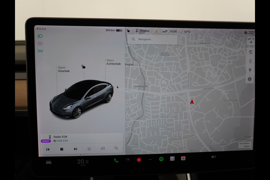 Tesla Model 3 Long Range 75kWh 463PK 19" FSD-Full Self Driving Computer-3 Premium Audio 4wd AutoPilot Panoramadak Camera's Leer Adaptive-Cruis Stoel en achterbank verwarming Electr.Stoelen+Memory+Easy-Entry WiFi Orig. NLse auto Grootste accu Tot 16,5kwh thuis laden. Accu-Garantie tot 27-12-2027 max 192.000km