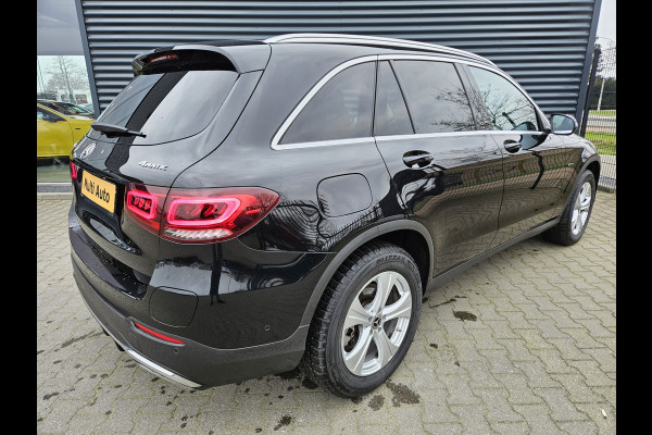 Mercedes-Benz GLC 300e 4MATIC AMG Plug In Hybrid 320pk Dealer O.H |PHEV | Adaptive Cruise | Head Up | Multibeam LED | Sfeerverlichting | Camera |  Apple Carplay | 19"L.M |