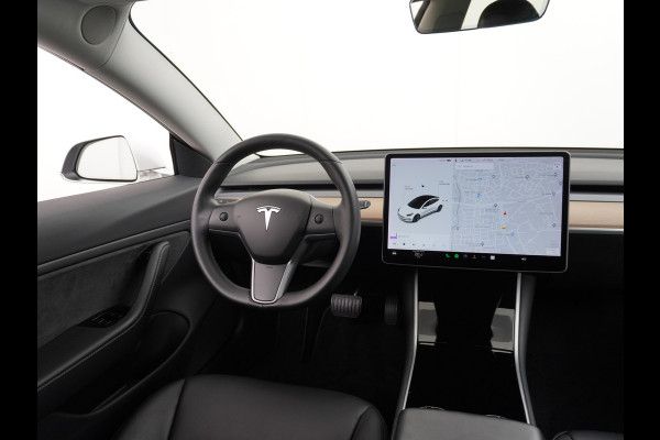 Tesla Model 3 Long Range 75kWh 463PK FSD-Full Self Driving Computer-3 Premium Audio 4wd  18" Lmv AutoPilot Panoramadak Camera's Leder Adaptive Stoel en achterbank verwarming Keyless Electr.Stoelen+Memory+Easy-Entry WiFi Origineel Nederlandse auto Grootste accu, Tot 16,5kwh thuis laden.