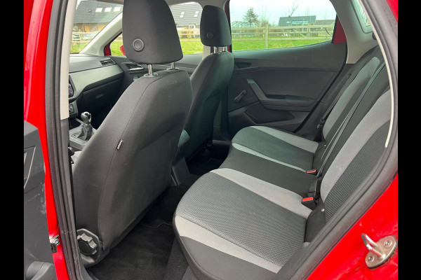 Seat Ibiza 1.0 TSI Style Business Intense | Apple Carplay | Navigatie | 17 Inch Velgen | Camera | NL-Auto |