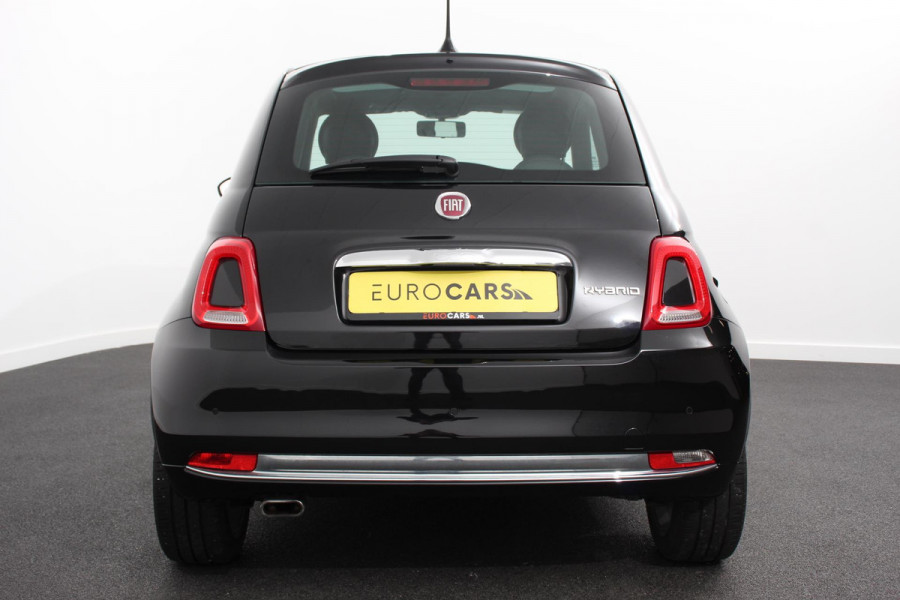 Fiat 500 1.0 Hybrid Star | Panoramadak | Parkeersensoren Achter | Lederen Bekleding | 16 Inch Lichtmetalen Velgen | Climatronic |