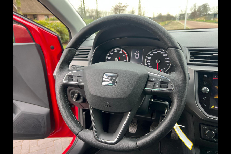 Seat Ibiza 1.0 TSI Style Business Intense | Apple Carplay | Navigatie | 17 Inch Velgen | Camera | NL-Auto |