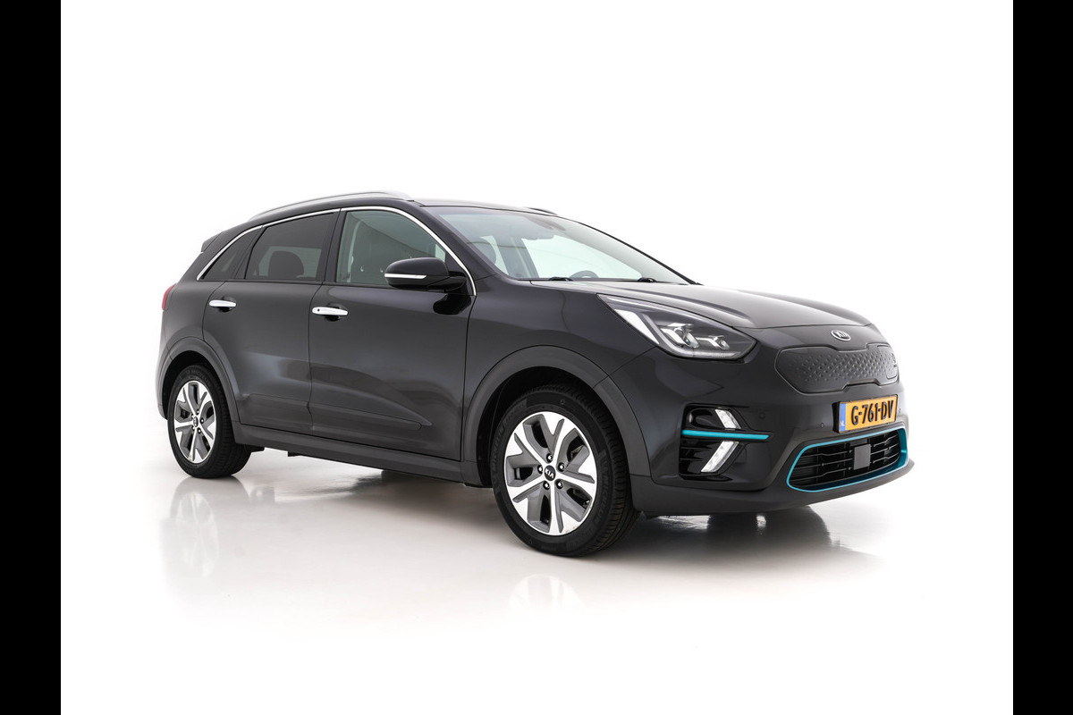 Kia e-Niro ExecutiveLine 64 kWh (INCL-BTW) Aut. *FULL-LEATHER | JBL-AUDIO | FULL-LED | NAVI-FULLMAP | DAB | ADAPT.CRUISE | CAMERA | MEMORY-PACK | LANE-ASSIST | KEYLESS | DIGI-COCKPIT | SHIFT-PADDLES | COMFORT-SEATS | 17"ALU