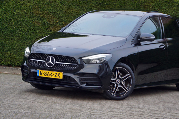 Mercedes-Benz B-Klasse B 250 e AMG line Night | Dodehoek Panorama Trekhaak