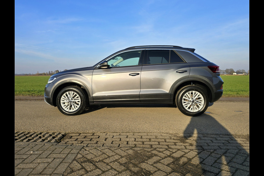 Volkswagen T-Roc 1.0 TSI Life Edition - 115 Pk - Euro 6 - StoelVerw. - Navi