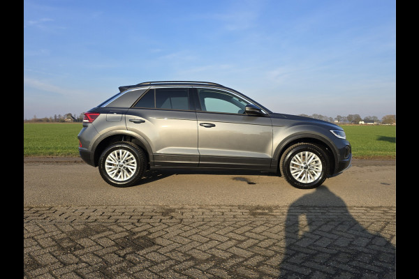 Volkswagen T-Roc 1.0 TSI Life Edition - 115 Pk - Euro 6 - StoelVerw. - Navi