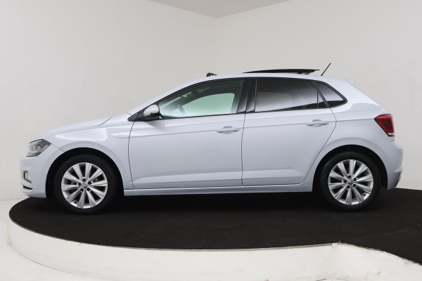 Volkswagen Polo 1.0 TSI Highline (PANORAMADAK, PARKEERSENSOREN, LED, ADAPTIVE CRUISE, NAVIGATIE, CARPLAY, GOED ONDERHOUDEN)