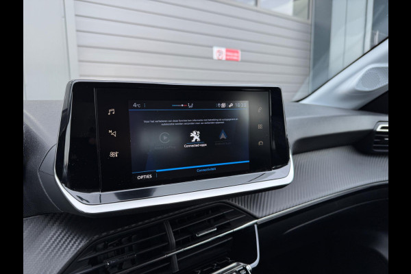 Peugeot 208 1.2 PureTech Active Airco Nav CarPlay Wit