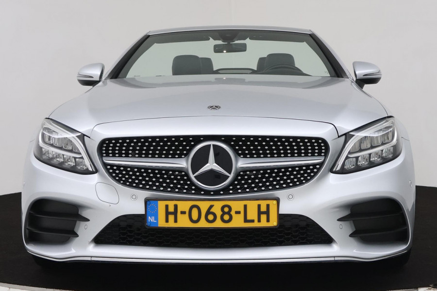 Mercedes-Benz C-Klasse 200 Cabrio AMG FACELIFT (Dealer onderH, Navi Groot, Trekhaak, Camera, Nekverwarming,