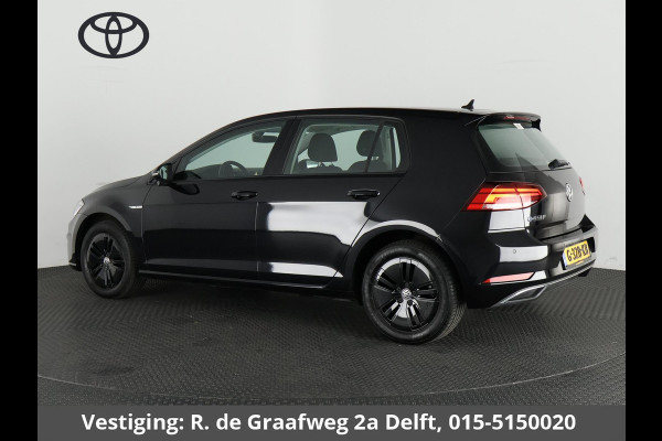 Volkswagen e-Golf Black Edition 100 kW | Navigatie | Climate Control | Lichtsensor |