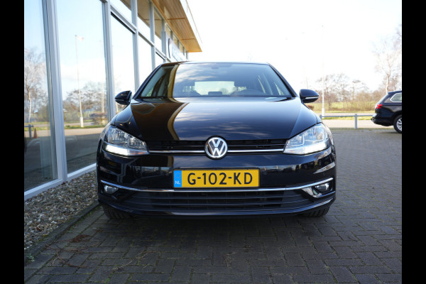 Volkswagen Golf 1.0 TSI Comfortline Business | Navigatie | Climate Control | Stoelverwarming