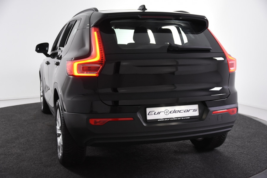 Volvo XC40 1.5 T2 Momentum *1ste Eigenaar*Navigatie*DAB*Camera*