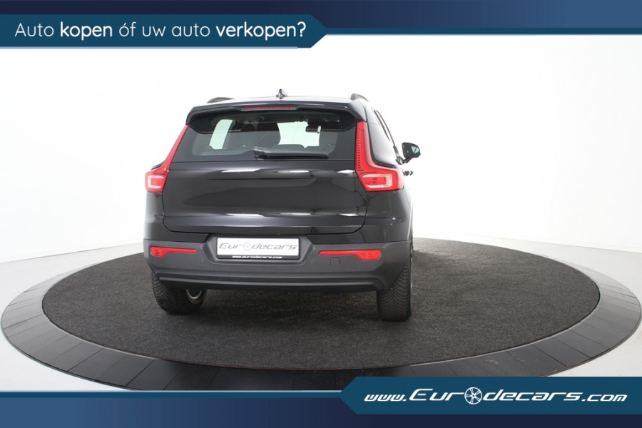 Volvo XC40 1.5 T2 Momentum *1ste Eigenaar*Navigatie*DAB*Camera*