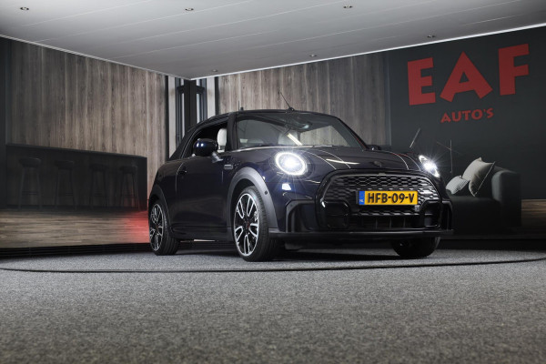 MINI Cabrio 1.5 Cooper JCW Pakket / Aut / Navi / Cc / Leder / Digital Cockpit / Sfeerverlichting / Windscherm / Led / Pdc