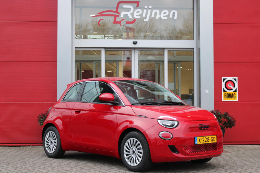 Fiat 500E RED 95PK 24 kWh | NAVIGATIE | APPLE CARPLAY/ANDROID AUTO | LANE ASSIST | CRUISE CONTROL | CLIMATE CONTROL | DAB+ RADIO | NIEUWE AUTO! |