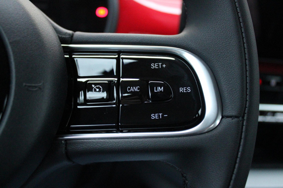 Fiat 500E RED 95PK 24 kWh | NAVIGATIE | APPLE CARPLAY/ANDROID AUTO | LANE ASSIST | CRUISE CONTROL | CLIMATE CONTROL | DAB+ RADIO | NIEUWE AUTO! |