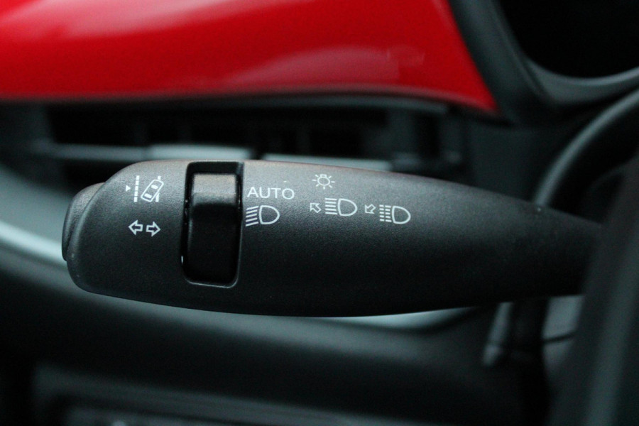 Fiat 500E RED 95PK 24 kWh | NAVIGATIE | APPLE CARPLAY/ANDROID AUTO | LANE ASSIST | CRUISE CONTROL | CLIMATE CONTROL | DAB+ RADIO | NIEUWE AUTO! |