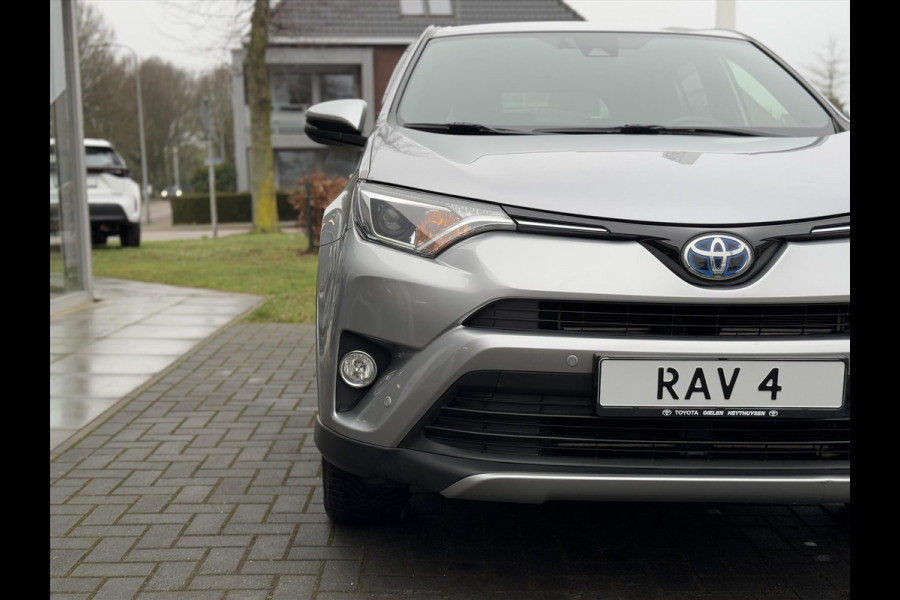 Toyota RAV4 2.5 Full Hybrid Dynamic Sport | Trekhaak, Keyless, Navigatie, 18 inch lichtmetalen velgen, Parkeersensoren