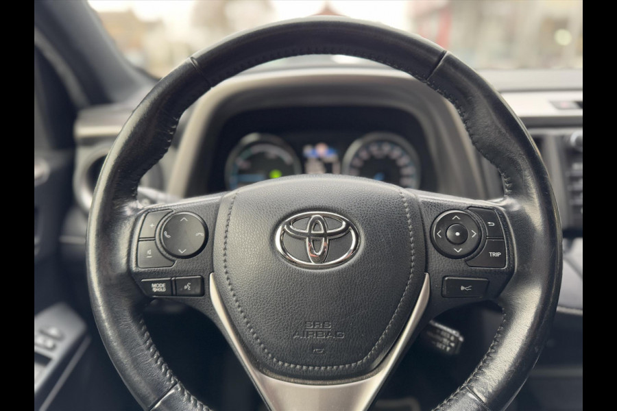 Toyota RAV4 2.5 Full Hybrid Dynamic Sport | Trekhaak, Keyless, Navigatie, 18 inch lichtmetalen velgen, Parkeersensoren