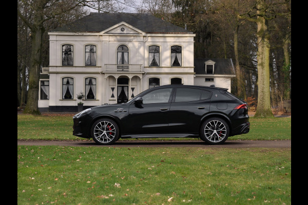 Maserati Grecale 3.0 V6 Trofeo 530pk | Sonus Faber | Pano-dak | Veel carbon | Stoelkoeling | Luchtvering etc!