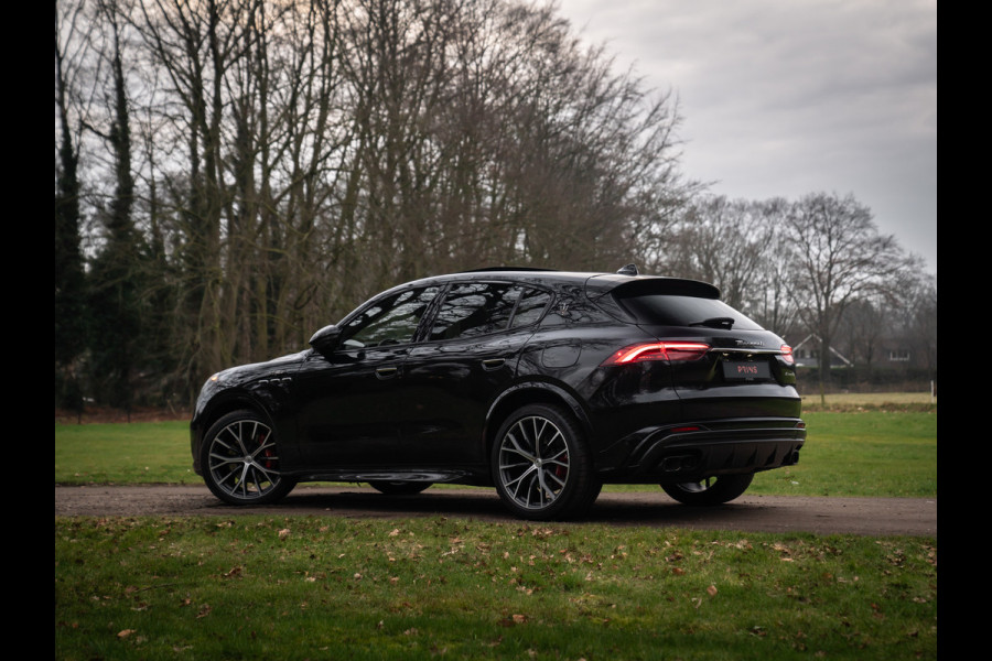 Maserati Grecale 3.0 V6 Trofeo 530pk | Sonus Faber | Pano-dak | Veel carbon | Stoelkoeling | Luchtvering etc!