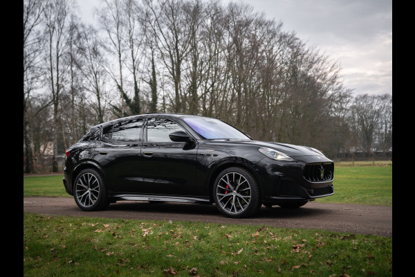 Maserati Grecale 3.0 V6 Trofeo 530pk | Sonus Faber | Pano-dak | Veel carbon | Stoelkoeling | Luchtvering etc!