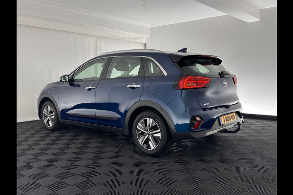 Kia Niro 1.6 GDi Hybrid DynamicLine (INCL-BTW) Aut. *NAVI-FULLMAP | KEYLESS | ADAPTIVE-CRUISE | 1/2-LEATHER | CAMERA | ECC | PDC | LANE-ASSIST | COMFORT-SEATS  | SHIFT-PADDLES | TOWBAR | 16"ALU*