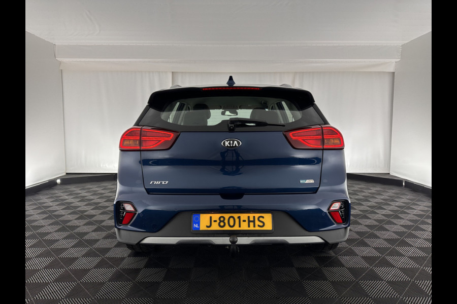 Kia Niro 1.6 GDi Hybrid DynamicLine (INCL-BTW) Aut. *NAVI-FULLMAP | KEYLESS | ADAPTIVE-CRUISE | 1/2-LEATHER | CAMERA | ECC | PDC | LANE-ASSIST | COMFORT-SEATS  | SHIFT-PADDLES | TOWBAR | 16"ALU*