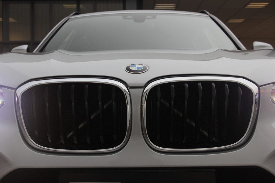 BMW X3 xDrive20i BTW | M-sport | Trekhaak | Zonnerollo | Nieuwstaat