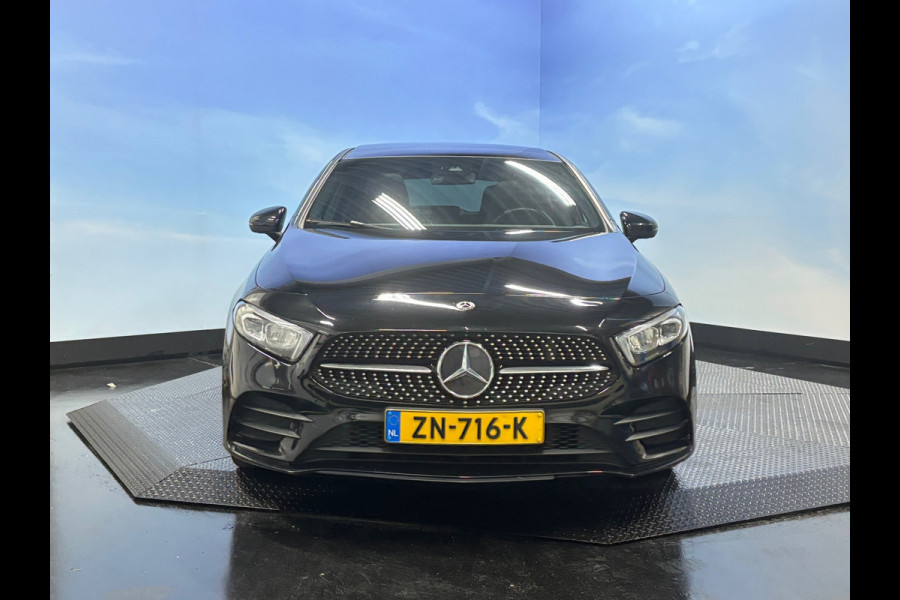 Mercedes-Benz A-Klasse 180 Business Solution AMG Night Upgrade Panorama Dak | Clima | Navi | Camera | Cruise