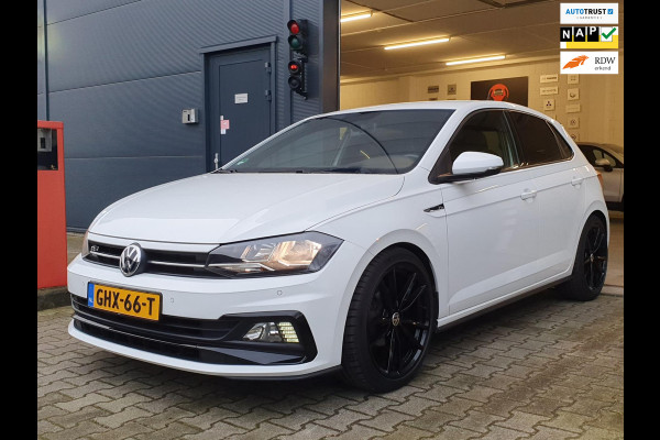 Volkswagen Polo 1.0 TSI R-LINE 2X / CARPLAY / ''18 R-VELGEN / STOELVERW. / P.SENSOREN V+A / PRIVACY GLASS / RECENT GROTE BEURT !