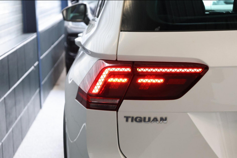 Volkswagen Tiguan 2.0 TSI 4Motion Sound R-line 180+PK LED/VIRTUAL/S.VERWARMING/LMV/360 CAM/ACC/ECC/12 MND GARANTIE!