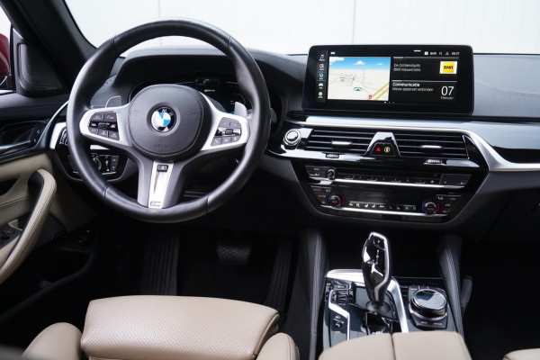 BMW 5 Serie Touring 530e High Executive / Facelift / Laser LED / 360 Camera / Head-Up / Harman Kardon / Memory Seats