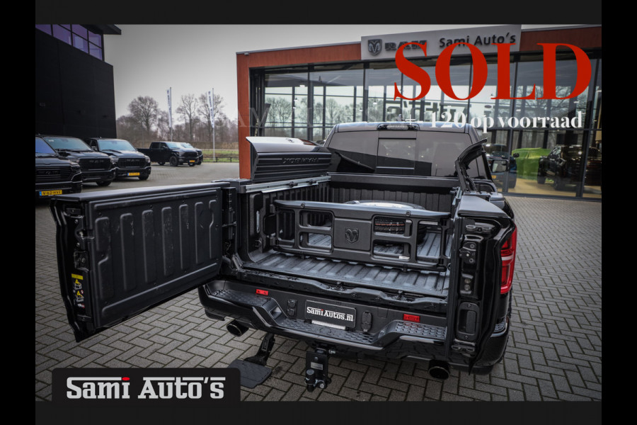 Dodge Ram 1500 LIMITED NIGHT H.O 540 PK 706 Nm | XB9 | MASSAGE | BOM VOL | CREW CAB | DUBBELE CABINE | GRIJSKENTEKEN | 5 PERSOONS | DE MEEST LUXUEUZE en BEGEERDE Pick-up