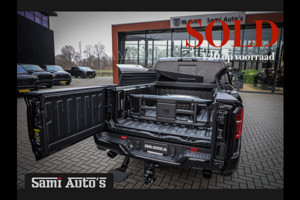 Dodge Ram 1500 LIMITED NIGHT H.O 540 PK 706 Nm | XB9 | MASSAGE | BOM VOL | CREW CAB | DUBBELE CABINE | GRIJSKENTEKEN | 5 PERSOONS | DE MEEST LUXUEUZE en BEGEERDE Pick-up