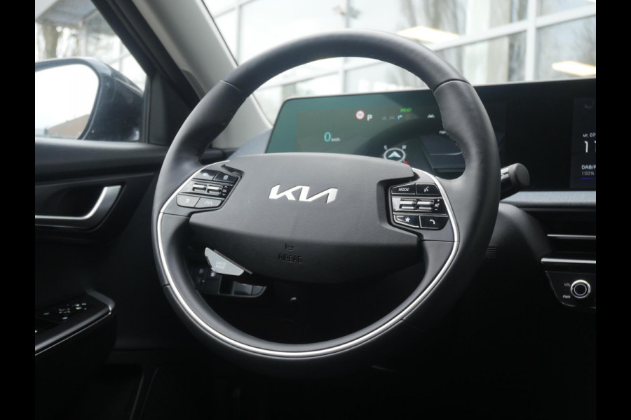 Kia Ev6 Light Edition 58 kWh | Carplay | Camera | Clima | Stoel-Stuurverwarming |