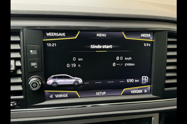 Seat León ST 1.4 EcoTSI Business Intense Automaat | Alcantara bekleding | Seat Sound | Apple CarPlay | Navigatiesysteem | Cruise Control | Cl