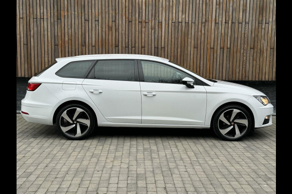 Seat León ST 1.4 EcoTSI Business Intense Automaat | Alcantara bekleding | Seat Sound | Apple CarPlay | Navigatiesysteem | Cruise Control | Cl