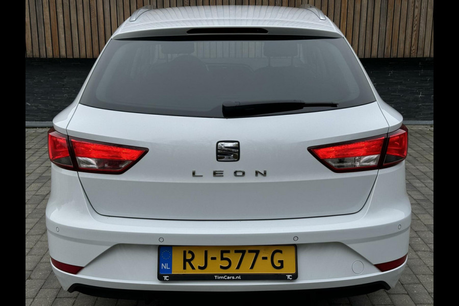 Seat León ST 1.4 EcoTSI Business Intense Automaat | Alcantara bekleding | Seat Sound | Apple CarPlay | Navigatiesysteem | Cruise Control | Cl