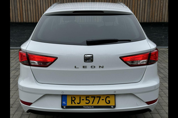 Seat León ST 1.4 EcoTSI Business Intense Automaat | Alcantara bekleding | Seat Sound | Apple CarPlay | Navigatiesysteem | Cruise Control | Cl