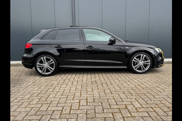 Audi A3 Sportback 1.5 TFSI * 2x S Line * Panoramadak *