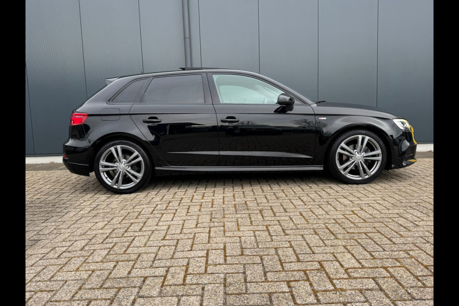 Audi A3 Sportback 1.5 TFSI * 2x S Line * Panoramadak *