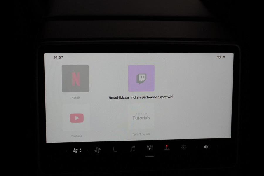 Tesla Model 3 Long Range AWD 78 kWh HIGHLANDER | AUTOPILOT |